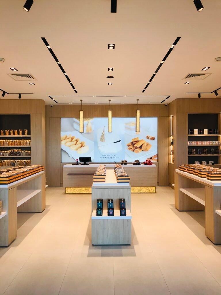 MAYMANA airport casa